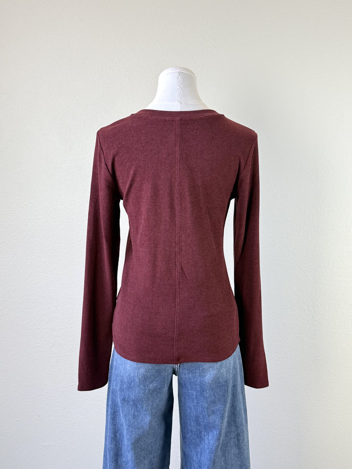 Jenavieve Longsleeve Henley