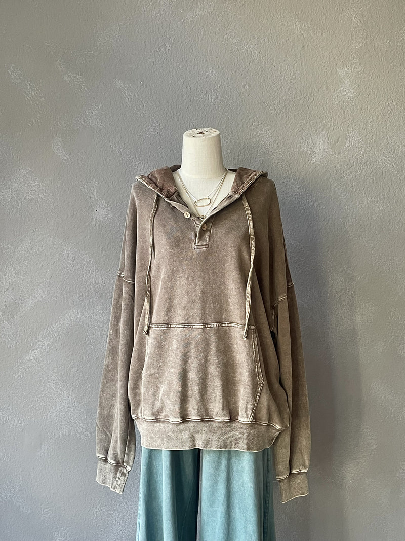 Marah Button Pullover