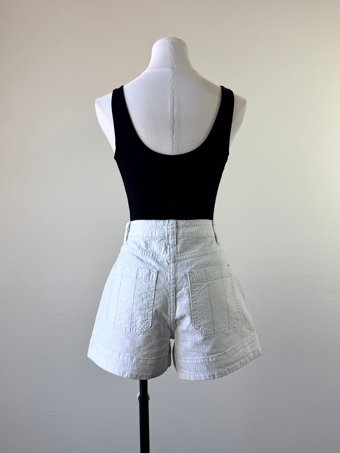 Naia Short