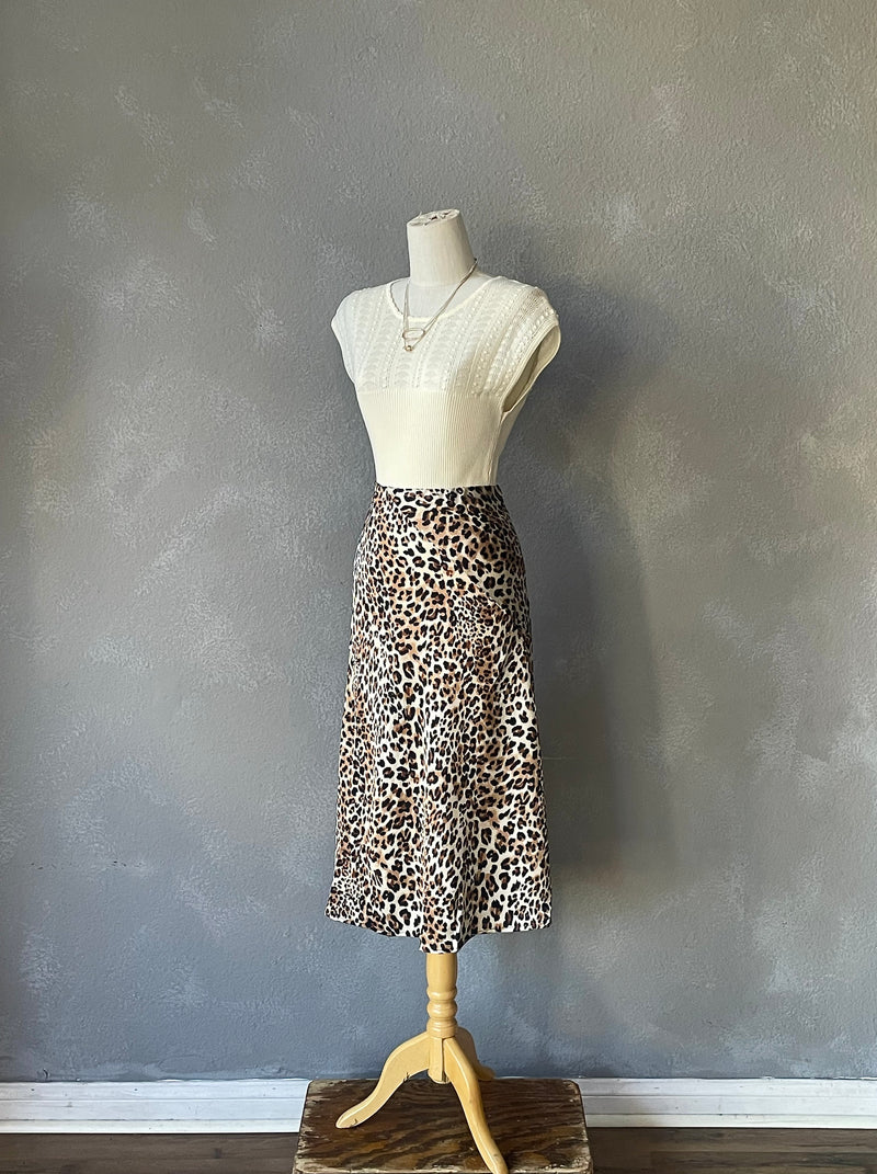 Small Leopard Skirt