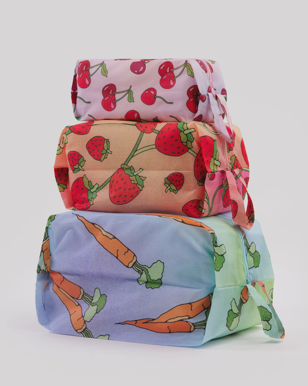 Carrots &amp; Berries 3D Zip Set